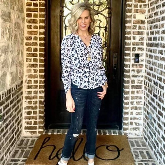 CAbi Tops - CAbi 5898 Rosette Blouse Spring 2021 Small NWT